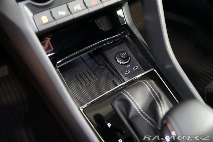 Škoda Karoq 1.5 TSI Sportline ACC Can 2024
