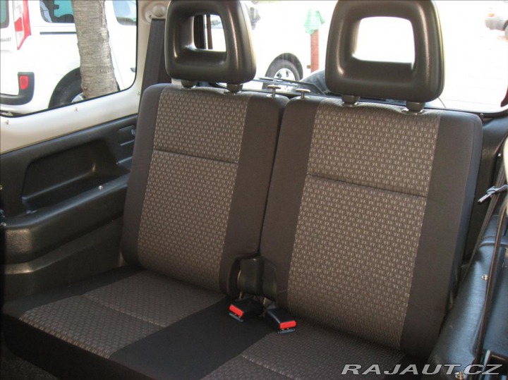 Suzuki Jimny 1,3 86PS Ranger 4x4 2012