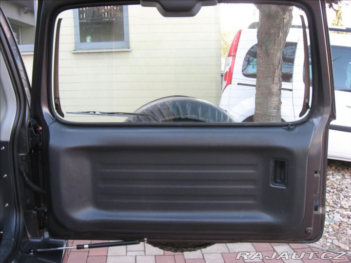 Suzuki Jimny 1,3 86PS Ranger 4x4 2012