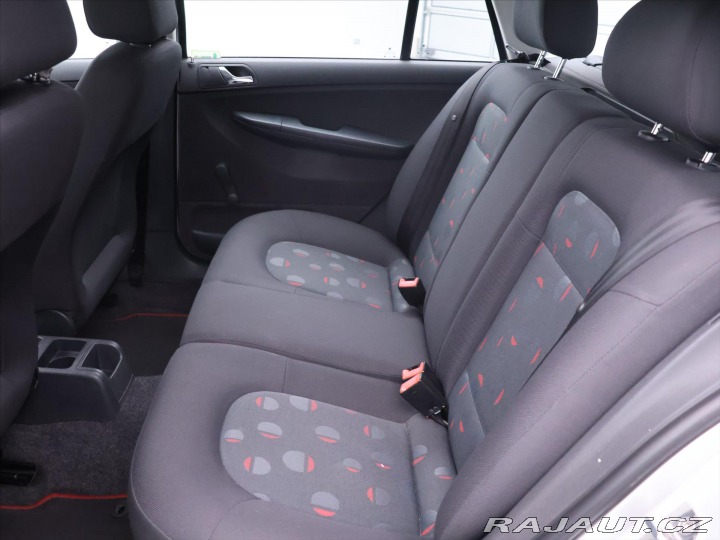 Škoda Fabia 1,2 12V CZ PDC Tažné STK 2003