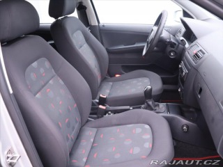 Škoda Fabia 1,2 12V CZ PDC Tažné STK 2003