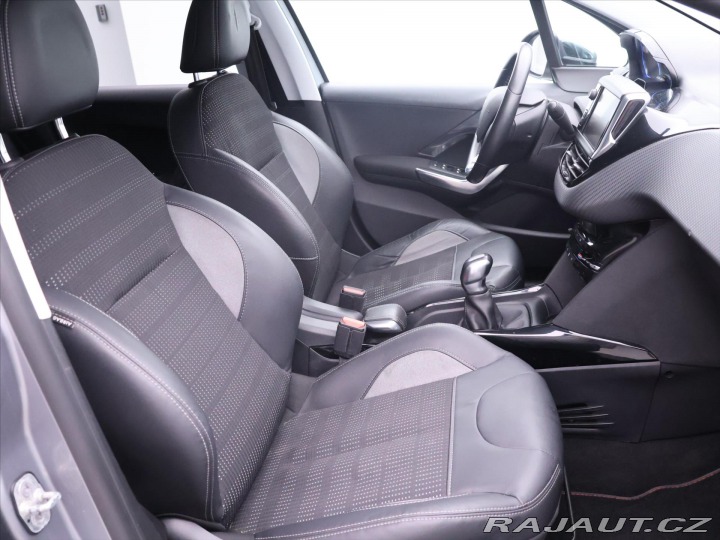 Peugeot 2008 1,6 HDI Allure CZ Klima K 2015