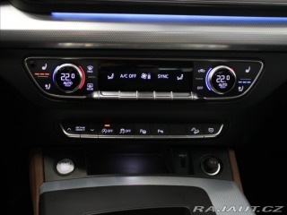 Audi Q5 2,0 40TDi SB S-Line VZDUC 2021