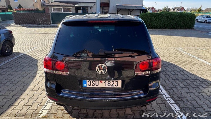 Volkswagen Touareg 3,0 1800