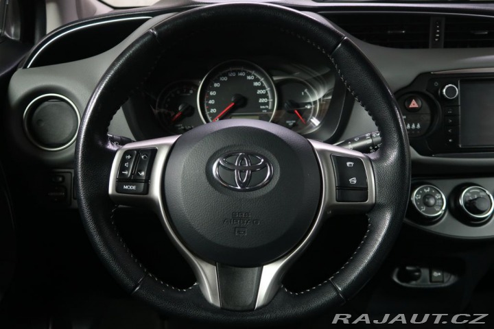 Toyota Yaris 1.3VVT-i,CZ,manuál 2017