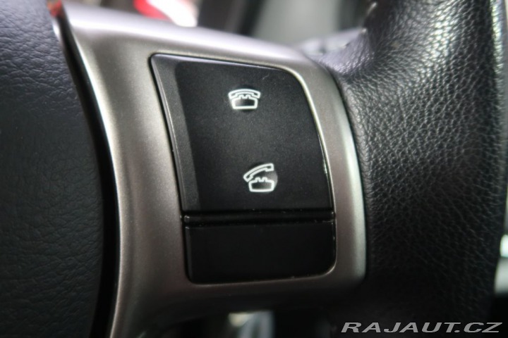 Toyota Yaris 1.3VVT-i,CZ,manuál 2017