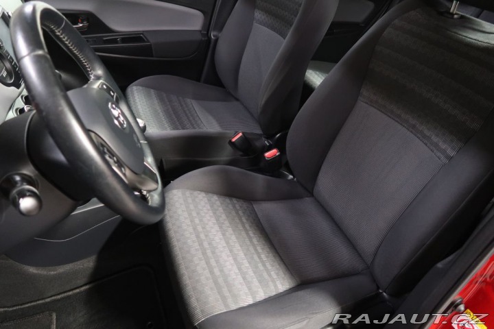 Toyota Yaris 1.3VVT-i,CZ,manuál 2017