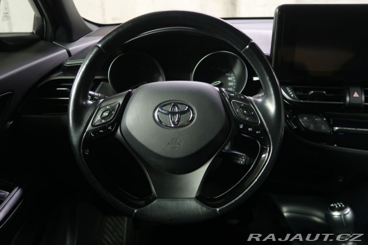 Toyota C-HR 1.2T,CZ,1Maj,manuál,Comfo 2017