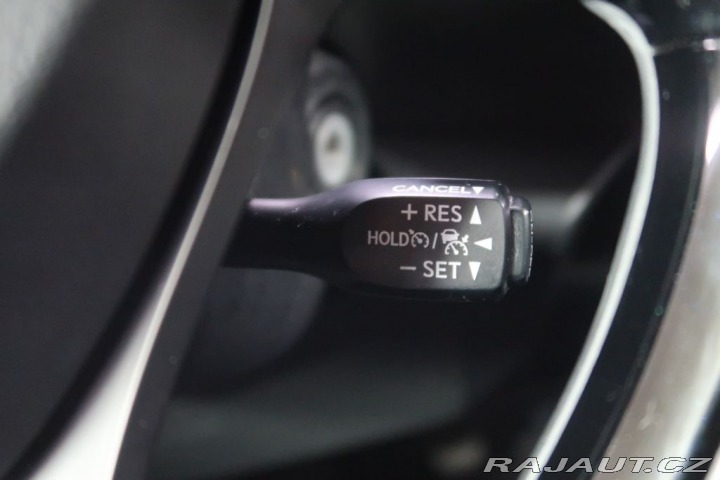 Toyota C-HR 1.2T,CZ,1Maj,manuál,Comfo 2017