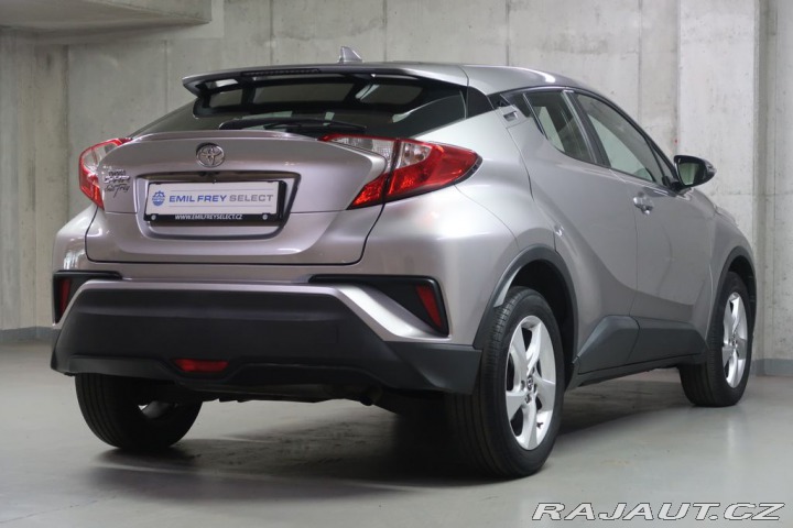 Toyota C-HR 1.2T,CZ,1Maj,manuál,Comfo 2017