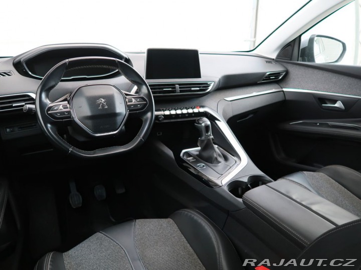 Peugeot 3008 1.2PureTech,96kW,ALLURE,M 2018