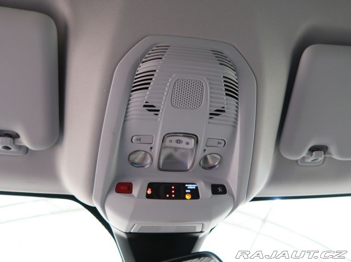 Peugeot 3008 1.2PureTech,96kW,ALLURE,M 2018