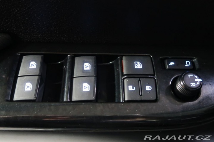 Toyota Hilux 2.8D4D,CZ,IvnisibleJBL,AT 2024