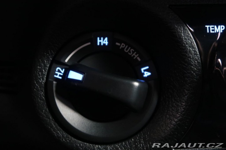 Toyota Hilux 2.8D4D,CZ,IvnisibleJBL,AT 2024