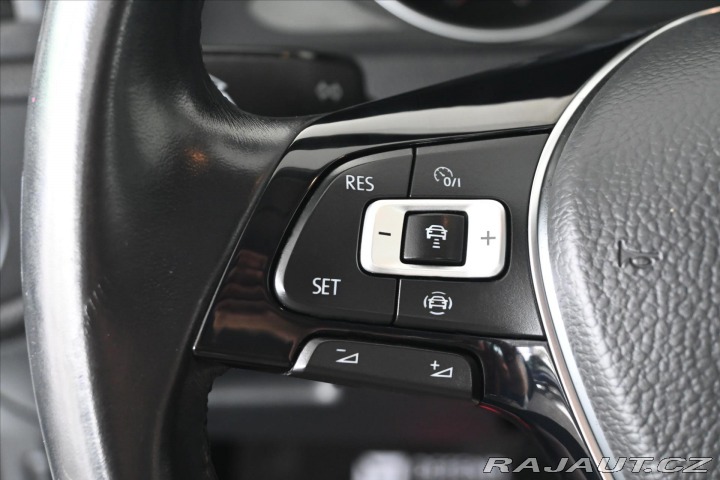 Volkswagen Golf 2,0 TDI 110 kW*DSG*COMFOR 2020
