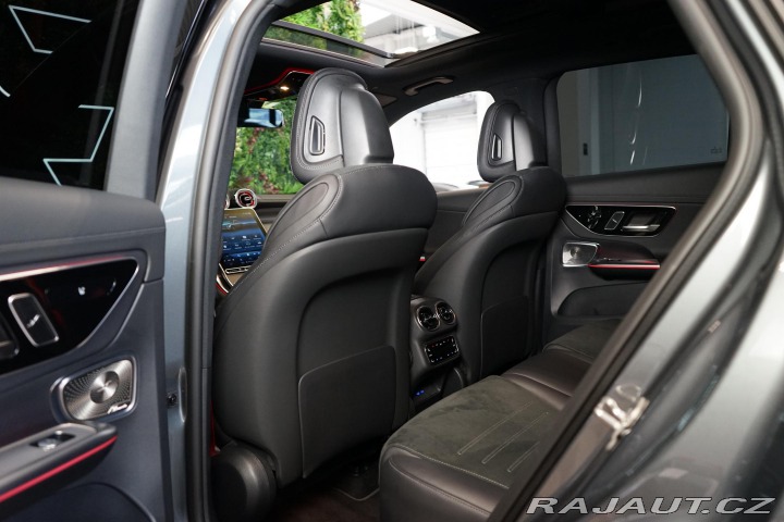Mercedes-Benz GLC 300 AMG 4M Pano Taž Nez.T 2023