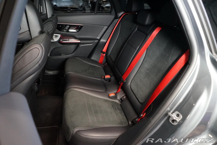 Mercedes-Benz GLC 300 AMG 4M Pano Taž Nez.T 2023