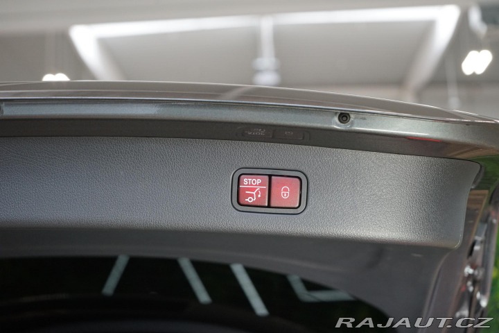 Mercedes-Benz GLC 300 AMG 4M Pano Taž Nez.T 2023