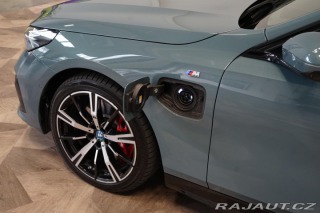 BMW 5 550e xDrive B&W Pano 2024
