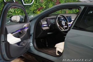 BMW 5 550e xDrive B&W Pano 2024
