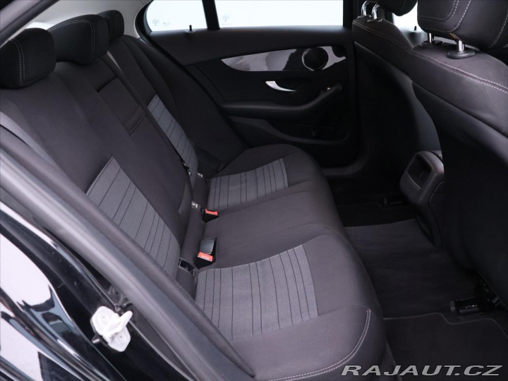 Mercedes-Benz C 2,1 220d 125KW Aut. LED D 2015