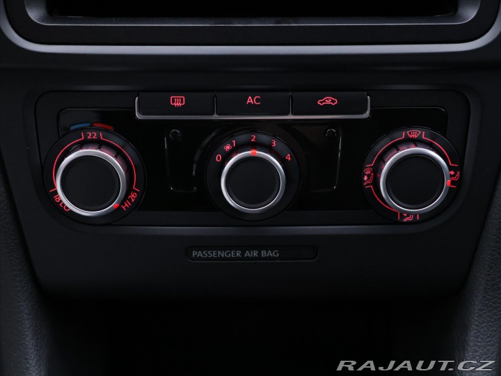 Volkswagen Golf 1,6 TDI 77kW Trendline 2010