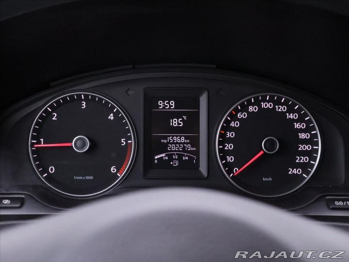 Volkswagen Transporter 2,0 TDI 103KW 9-míst Klim 2011