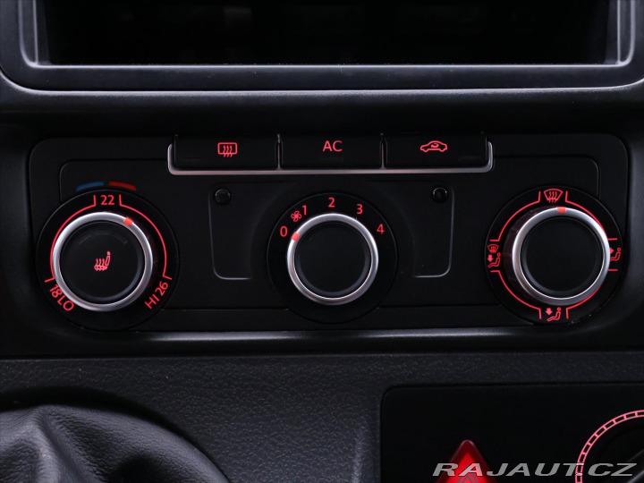 Volkswagen Transporter 2,0 TDI 103KW 9-míst Klim 2011