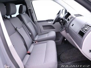 Volkswagen Transporter 2,0 TDI 103KW 9-míst Klim 2011