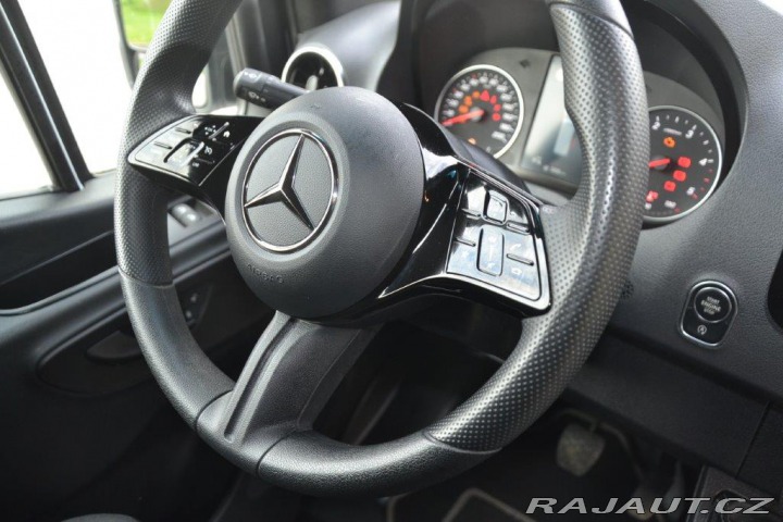 Mercedes-Benz Sprinter 317 CDi XL výbava TOP 2024
