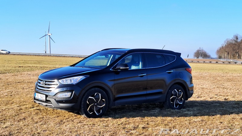 Hyundai Santa Fe SUV