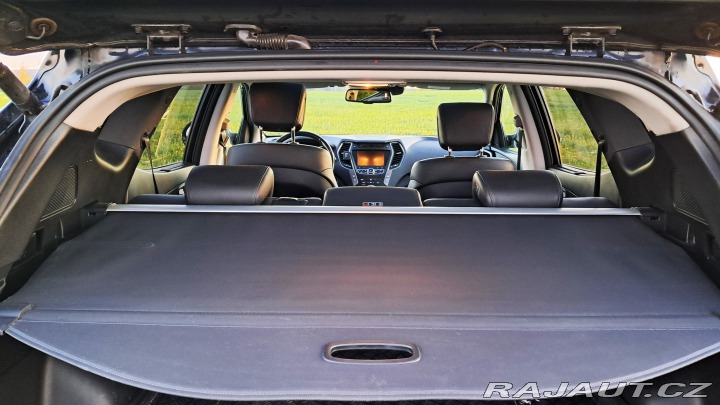 Hyundai Santa Fe SUV 2015