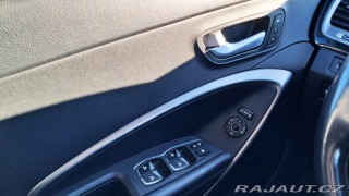 Hyundai Santa Fe SUV 2015