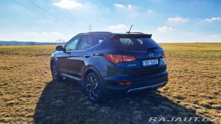Hyundai Santa Fe SUV 2015