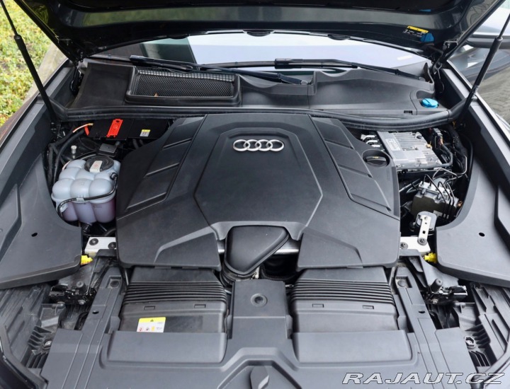 Audi Q8 55 TFSI 3.0 V6 quattro S 2021