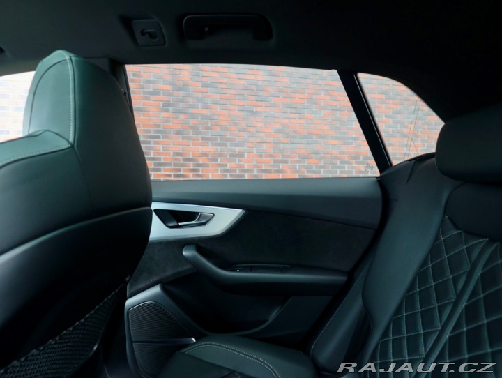 Audi Q8 55 TFSI 3.0 V6 quattro S 2021