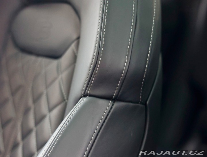 Audi Q8 55 TFSI 3.0 V6 quattro S 2021
