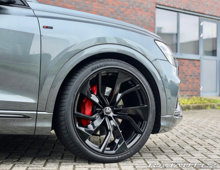 Audi Q8 55 TFSI 3.0 V6 quattro S 2021