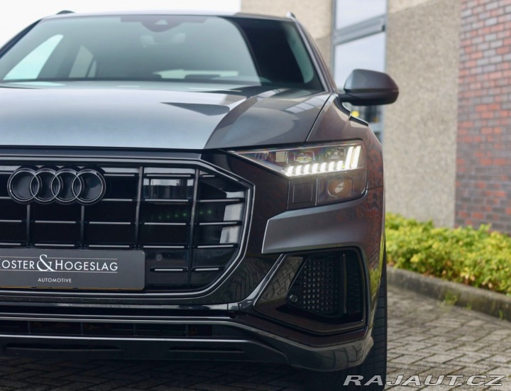 Audi Q8 55 TFSI 3.0 V6 quattro S 2021
