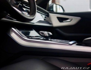 Audi Q8 55 TFSI 3.0 V6 quattro S 2021