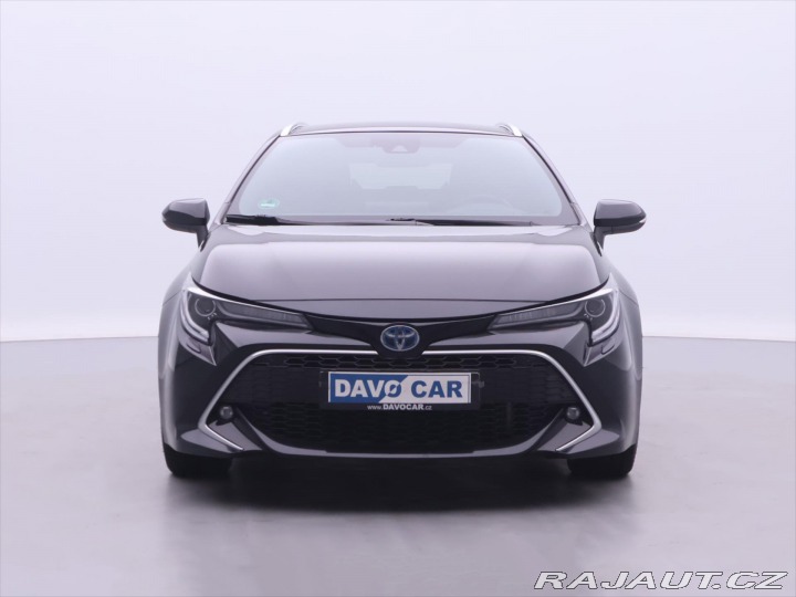 Toyota Corolla 2,0 Hybrid e-CVT Executiv 2020