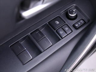 Toyota Corolla 2,0 Hybrid e-CVT Executiv 2020