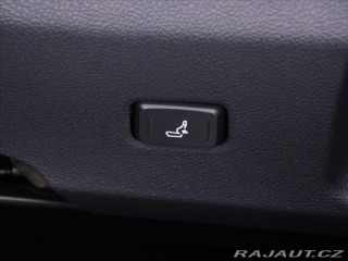 Toyota Corolla 2,0 Hybrid e-CVT Executiv 2020