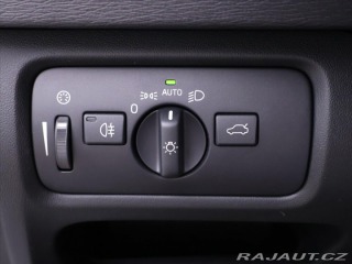 Volvo V40 2,0 D4 140kW CZ R design 2015