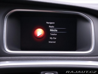 Volvo V40 2,0 D4 140kW CZ R design 2015