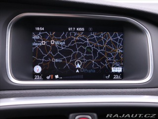 Volvo V40 2,0 D4 140kW CZ R design 2015
