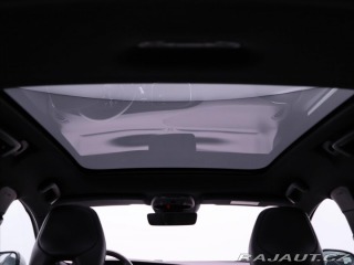Volvo V40 2,0 D4 140kW CZ R design 2015