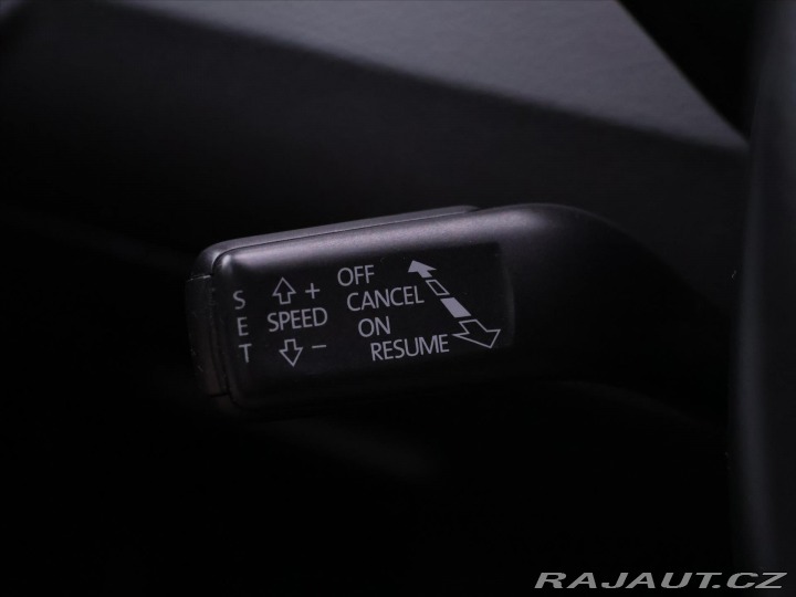 Volkswagen Passat 2,0 TDI 103kW Comfort CZ 2012