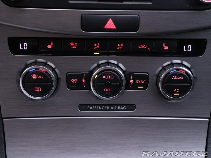 Volkswagen Passat 2,0 TDI 103kW Comfort CZ 2012