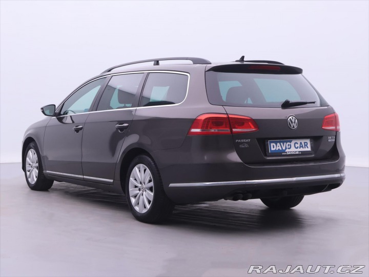 Volkswagen Passat 2,0 TDI 103kW Comfort CZ 2012